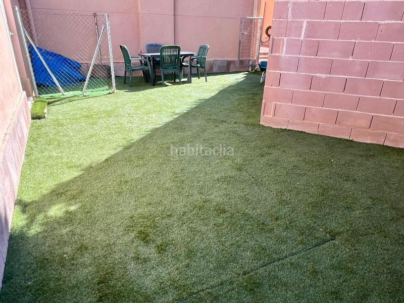 Foto ec7662cd-1a58-4fa9-81ec-7a1869e1c547. House with heating parking in Torrecaballeros