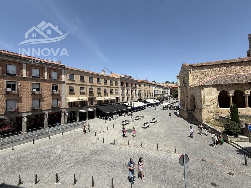 Foto 0ba6db5a-d759-46eb-b35b-772f69b0ca97. Lloguer pis amb calefacció a Centro Segovia