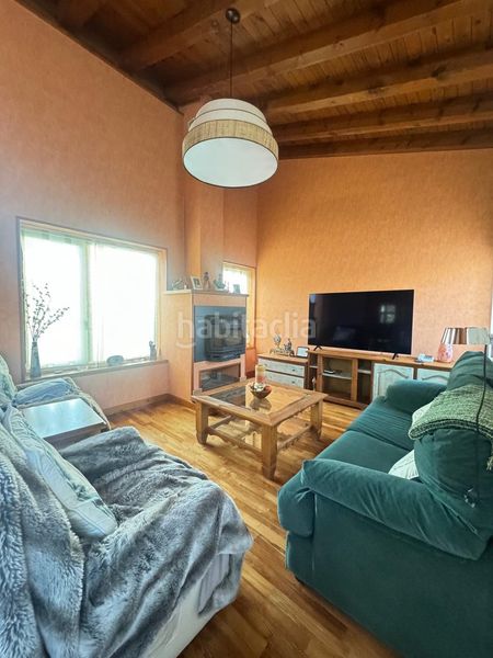Foto e2fb73e3-62fa-4f33-aa06-dc823a68db88. Casa amb calefacció aparcament piscina a Palazuelos de Eresma