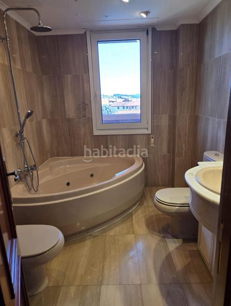 Foto cc8a964f-9463-4c55-b3fe-c86eb5a2bc70. Ático en santa maría de Getxo Getxo