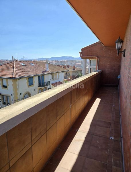 Foto fe896d42-60cc-4124-bcc4-9cc7c723acf8. Ático en santa maría de Getxo Getxo