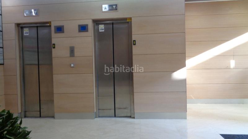 Foto fb689538-a095-4d51-abee-d2ef349dd178. Miete büro in Las Arenas Getxo