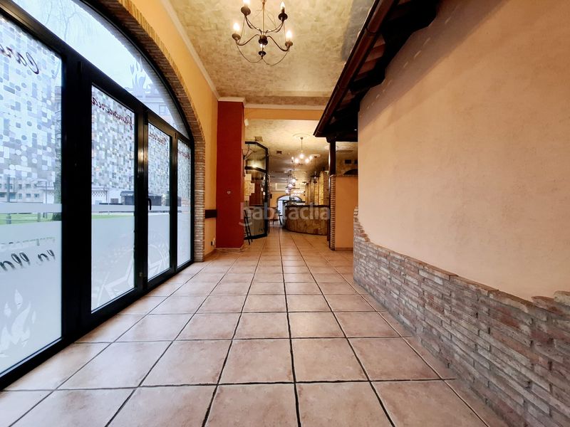 Foto 1b90a522-3609-4a98-9456-8da264d70d38. Local comercial amb calefacció a O Milladoiro Ames