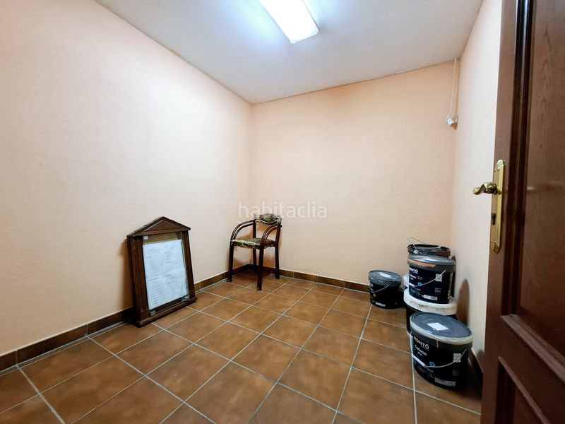 Foto 3fb7c5db-b59d-49f9-9b86-3e641e4021d8. Local comercial amb calefacció a O Milladoiro Ames