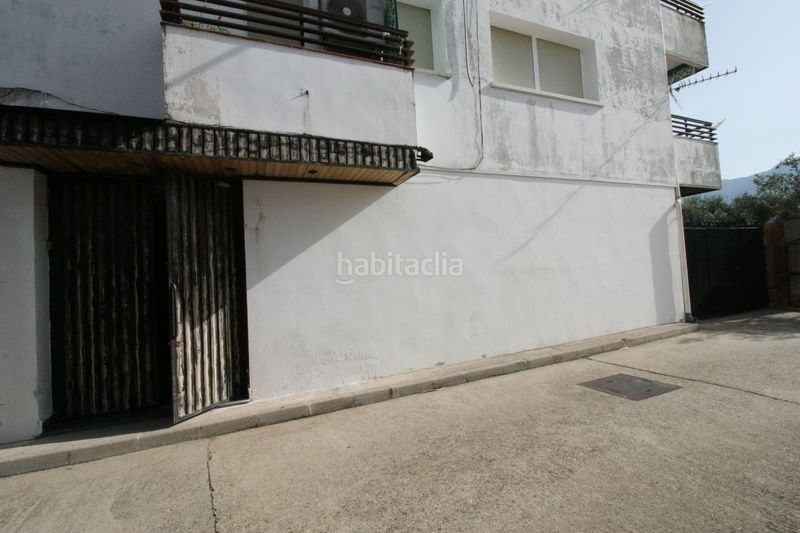 Foto a89ee38c-2fc5-40d4-aa66-5bd8e7205095. Local comercial a carretera de ávila 10 a Mombeltrán