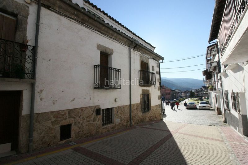 Foto 11d56705-d5bc-4337-bb80-76709986c4c7. Casa a plaza de la corredera 1 a Mombeltrán