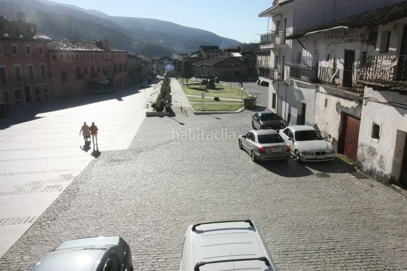 Foto 4447c57d-12e2-4fba-80a8-7a79b3b173e9. Casa a plaza de la corredera 1 a Mombeltrán