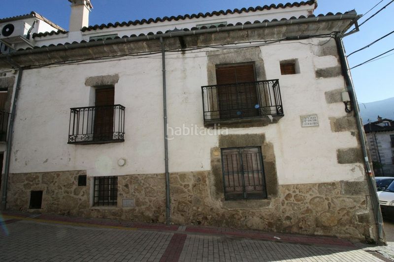 Foto 67fc8b65-6f68-474a-a7b6-92681b31ff6c. Casa a plaza de la corredera 1 a Mombeltrán
