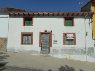 Maison à La esperanza 67. Casa con 3 habitaciones