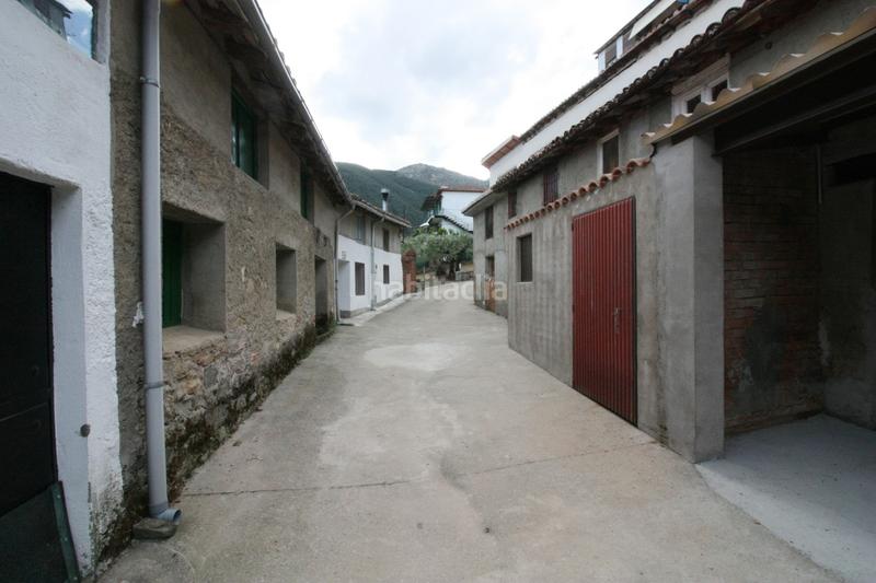 Foto bbe746a2-1f87-43b7-b980-a7c285fac09c. Masia a travesia de los premios gredos 30 a Guisando