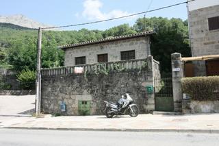 Chalet en N-502 23. Inmobiliaria tasarenas vende en cuevas del valle