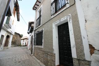 Maison à Calle doctor bartolome 8. Inmobiliaria tasarenas vende casa en guisando