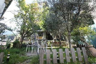 Chalet à Calle el castañar 41. Inmobiliaria tasarenas vende en guisando