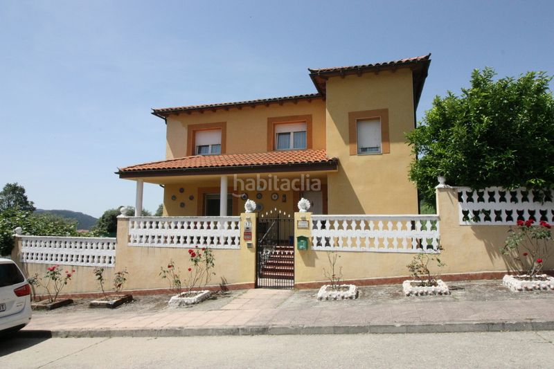Foto 18685e52-7ff4-4d97-9d57-f4c7eb1dd176. Xalet a calle san blas 12 a Mombeltrán