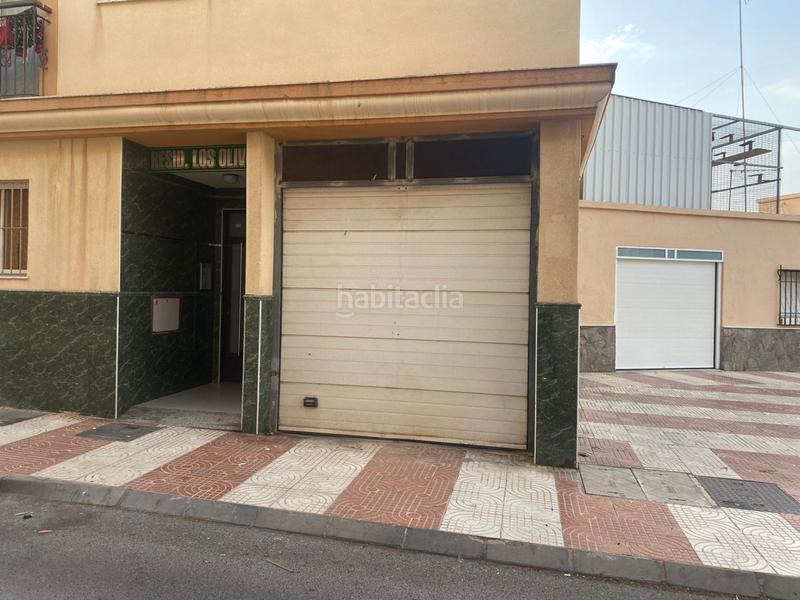 Foto bee50ce7-6466-4ccd-856e-ad07dcb43a52. Aparcament cotxe a Roquetas pueblo Roquetas de Mar