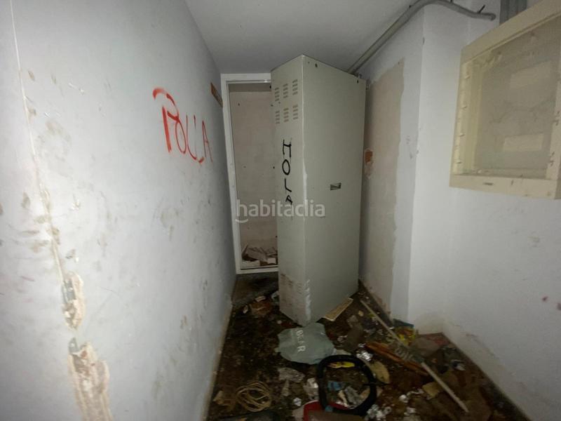 Foto 3e4e999c-7547-474d-9d6a-a3731868b456. Aparcament cotxe a Adra