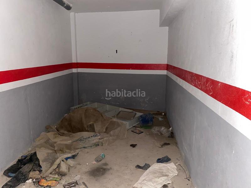 Foto a00ff144-53fc-42e9-b601-2d332cb057ac. Aparcament cotxe a Adra