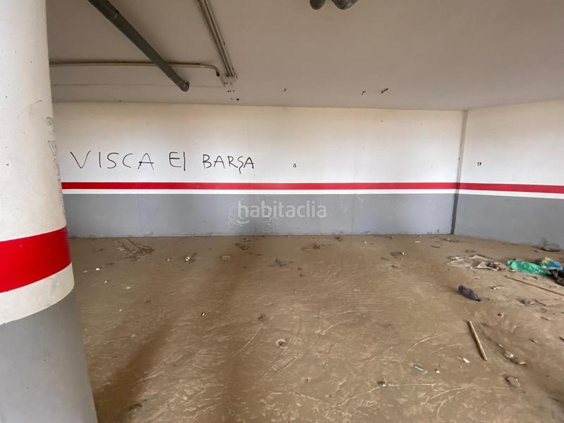 Foto a6b85fd9-7e11-4fc5-811a-9656cd516e85. Aparcament cotxe a Adra