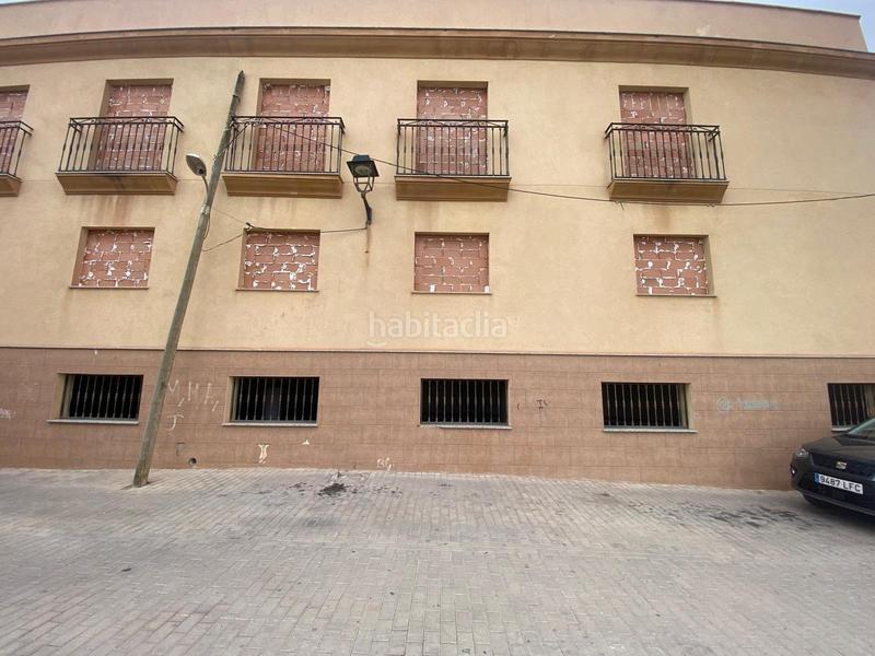 Foto b30721aa-3fa0-4301-b4d2-2ba2c43cf794. Aparcament cotxe a Adra