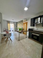 Etagenwohnung  Calle santa isabel(r). Piso tres dormitorios zona pintor rosales