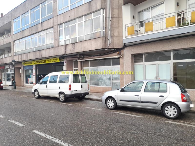 Foto 7a04b7aa-7315-4f3c-bd60-3c313082a8fd. Local comercial a Tui