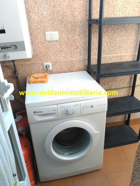 Foto a332e5f3-ec0c-48e0-95ae-48880bc4d790. Alquiler ático en Tui
