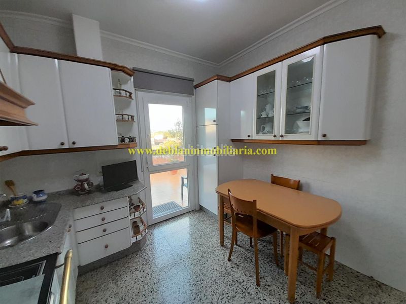 Foto 7136ffe0-e580-40c2-8c50-bf4927e5340d. Casa amb calefacció a Tui
