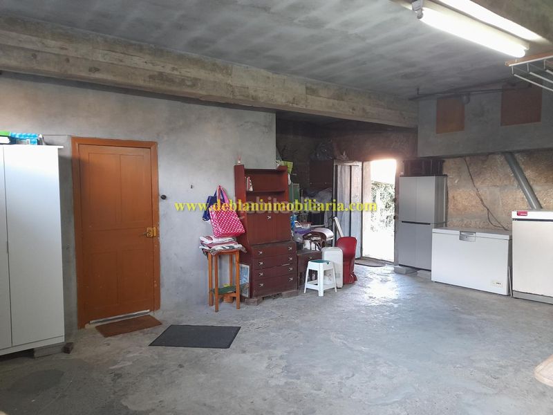 Foto 7a469e9c-f6e1-415b-8621-4049d65f3d95. Casa amb calefacció a Tui