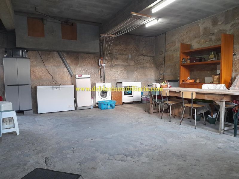 Foto 97a74a3f-0b9b-421d-b7eb-ffbf52151107. Casa amb calefacció a Tui