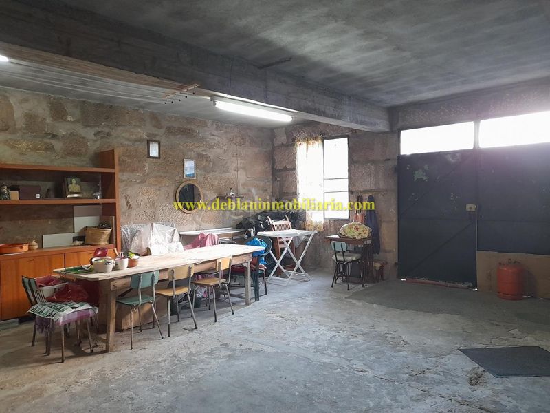 Foto a8050243-6f77-4e34-a1c0-d295aaac6809. Casa amb calefacció a Tui