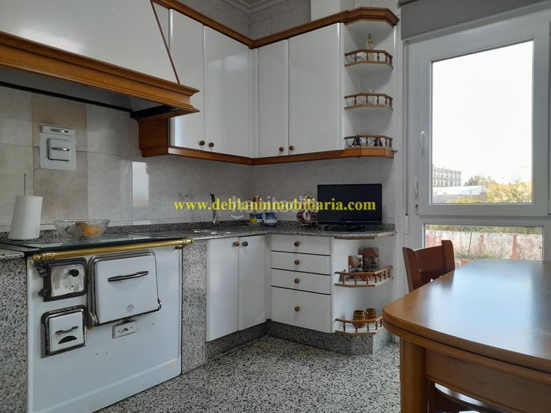 Foto c24013b3-7f17-4804-b0c3-7f4dcb978dcb. Casa amb calefacció a Tui