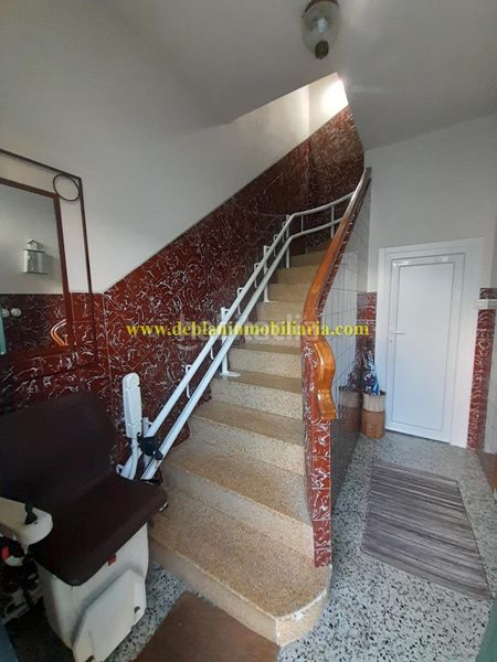 Foto e3d14ba2-f3a6-46c1-ab7f-f9383c309da0. Casa amb calefacció a Tui