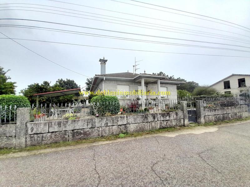 Foto dddb8996-4acf-4508-b18d-ac096ce21d3f. Haus mit heizung parking in Tomiño