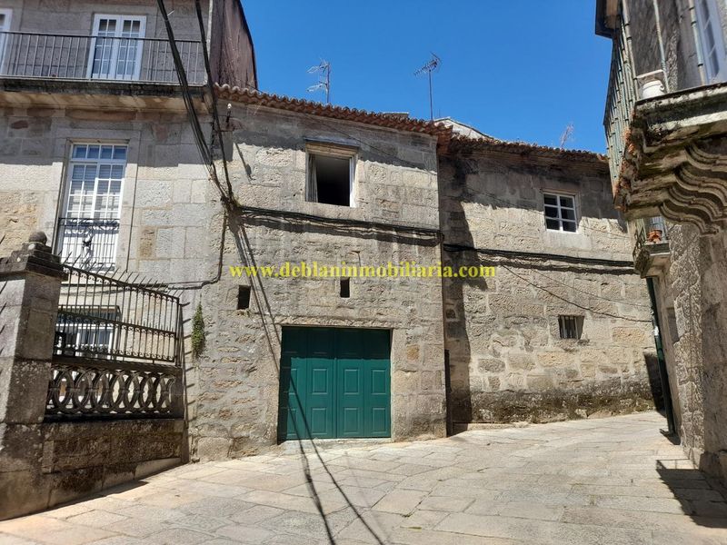 Foto d893a2b1-4ea7-4589-a0b1-2166e1595677. Casa amb calefacció aparcament a Tui