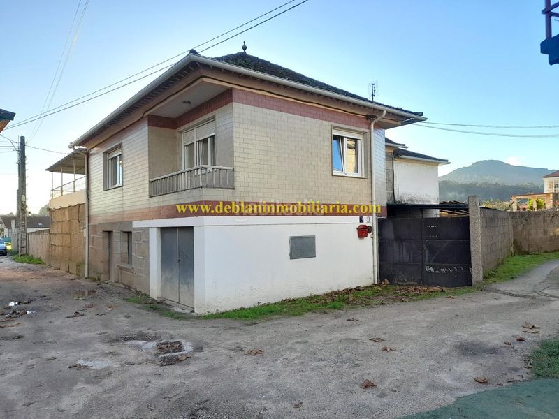 Foto 8ecb6775-328b-4c28-a9e4-4752a7d7ee42. Casa amb calefacció aparcament a Tui