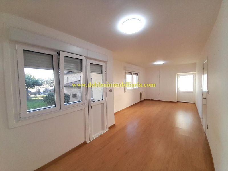 Foto c4d4aaf8-2570-46ce-ad8a-732e9ccf7c7a. Casa amb calefacció aparcament a Tui