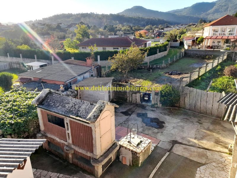 Foto f7e4611b-a62c-41fa-ade7-0d8425c80a90. Casa amb calefacció aparcament a Tui
