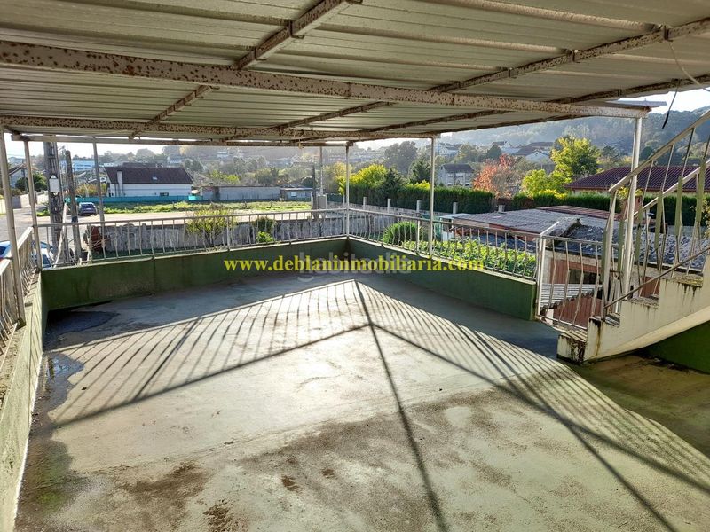Foto fcf23223-ac9d-48b5-af2d-941be483bd2f. Casa amb calefacció aparcament a Tui