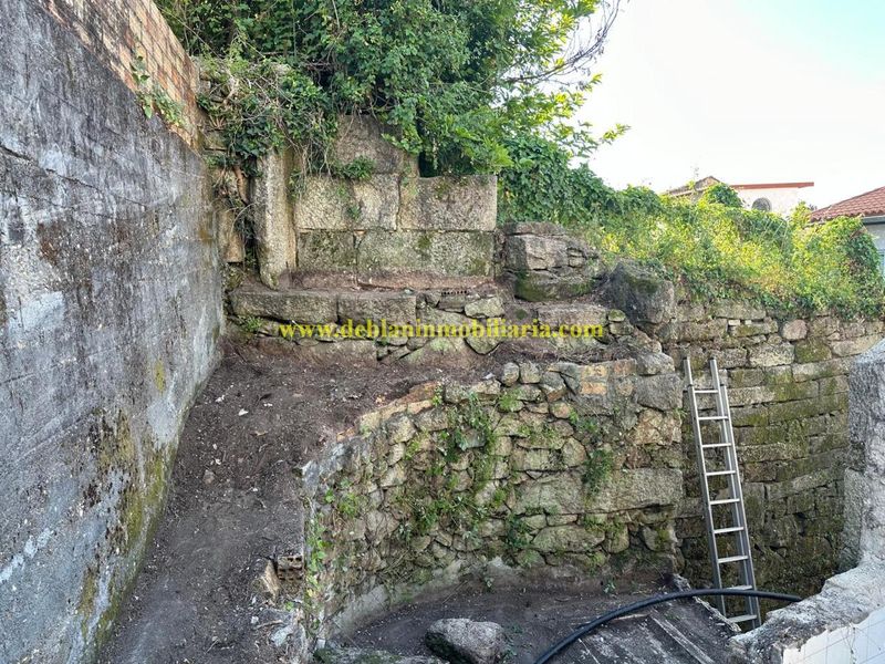 Foto 6bc19f85-ddc3-4ce9-8093-e95fd1c5da52. Casa amb aparcament a Tui