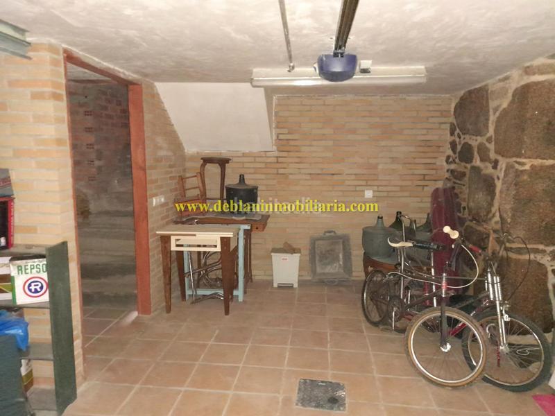 Foto aed8fd94-11f7-489d-b2bc-e798df4d1d0a. Casa en Tui