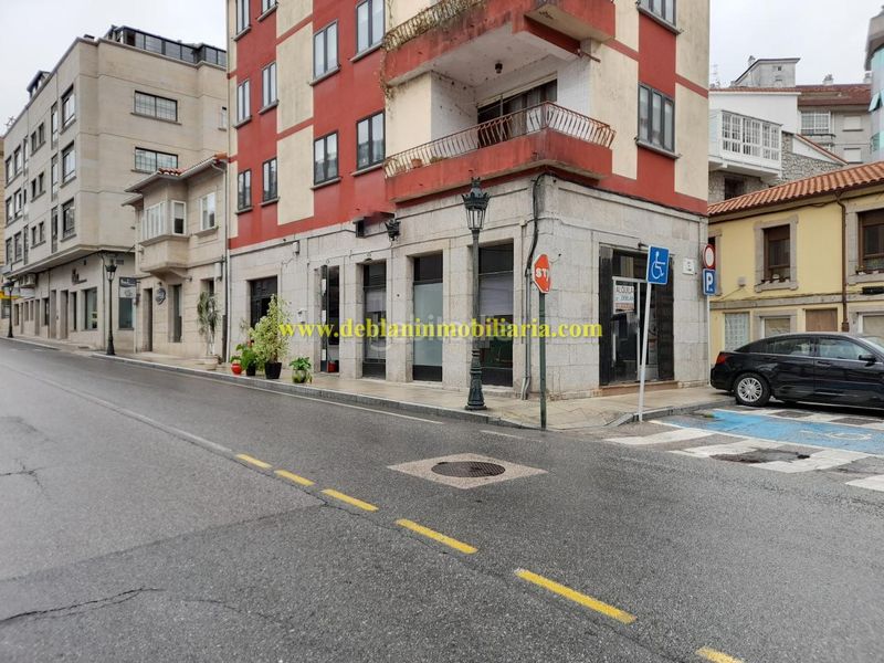 Foto 31b66cae-a525-49b1-b7f4-3630536f9a4a. Lloguer local comercial a Tui