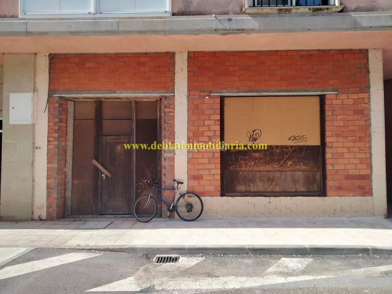 Foto b3a2867a-9419-4f7f-a987-a241aa9e40e5. Local comercial en Tomiño