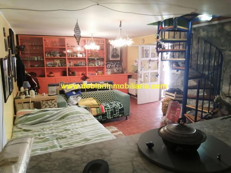 Foto 19d87bde-ea2c-4d49-8d39-4b8ced64aec9. Casa amb calefacció a Tomiño