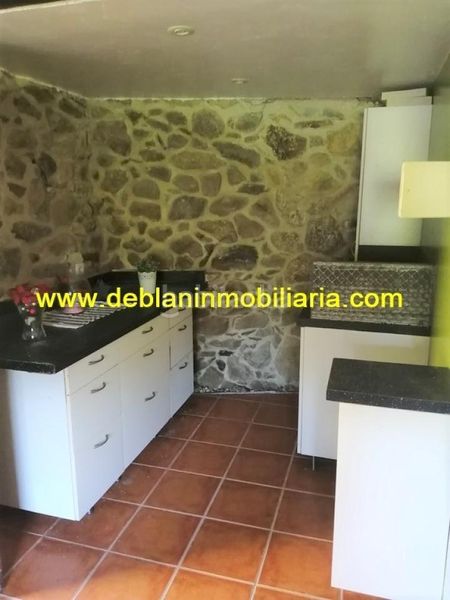 Foto b1c1c6ce-830a-406c-9109-e656649e9c6f. Casa amb calefacció a Tomiño