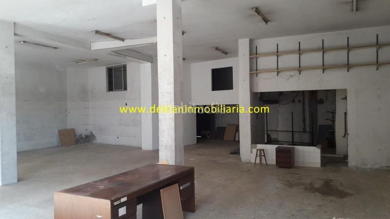 Foto 6e836f63-2092-49e5-ac26-73aa971cbf65. Lloguer local comercial a Tui