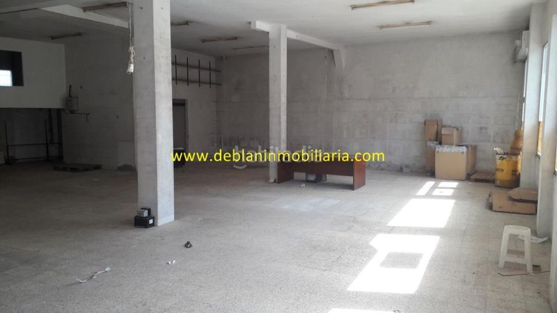 Foto b668d4ff-b80a-4391-959a-67793f50c3a6. Lloguer local comercial a Tui