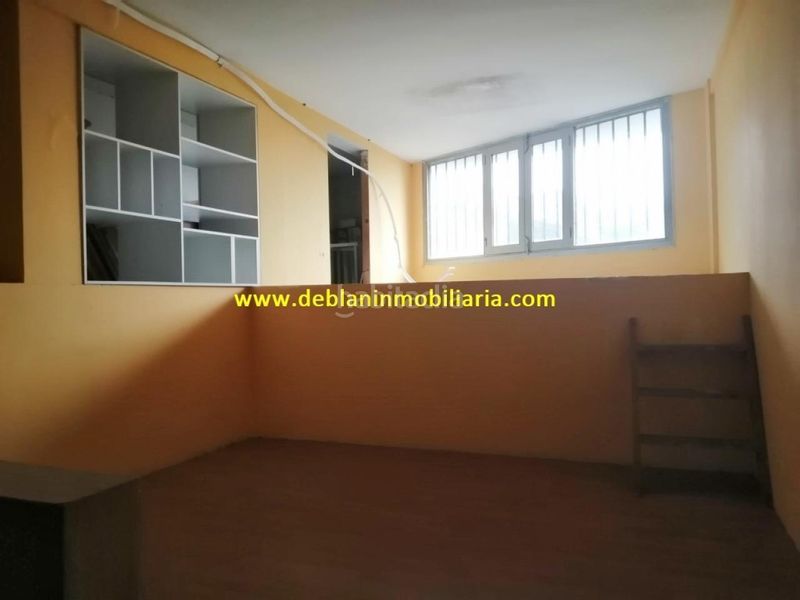 Foto 237b41c7-5ab2-451c-b532-5e231aff639d. Lloguer local comercial a Tui