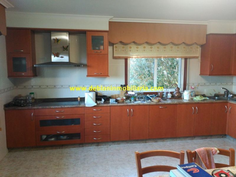 Foto 07073e15-02d4-4670-904c-6ee6502358cf. Chalet with heating parking in Rosal (O)