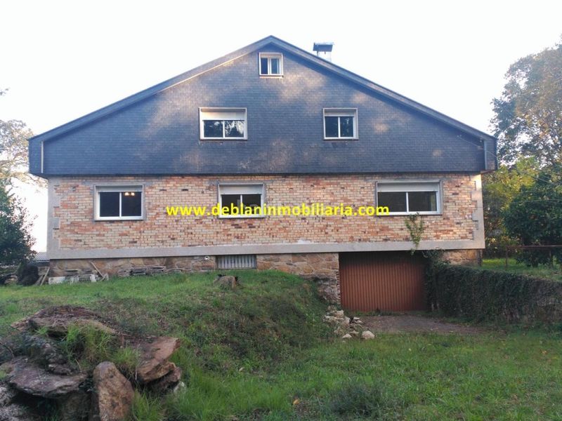 Foto 2b9876cc-112c-4c97-be87-bbc12f652a2d. Chalet with heating parking in Rosal (O)