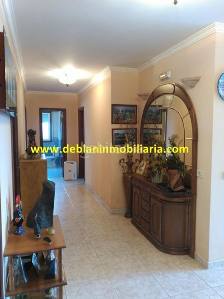 Foto 2ba9de76-a895-4d12-bae6-5be6e214d374. Chalet with heating parking in Rosal (O)